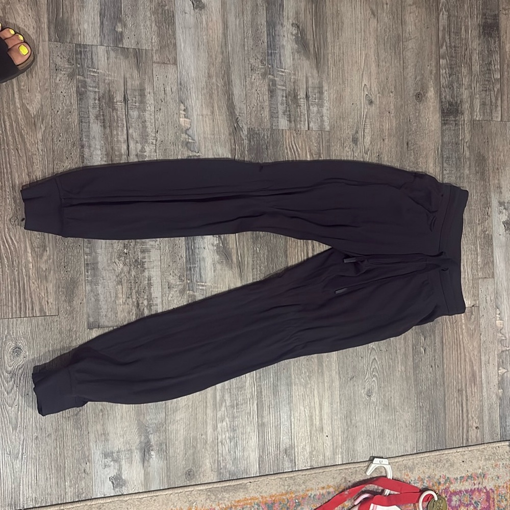 Lululemon joggers